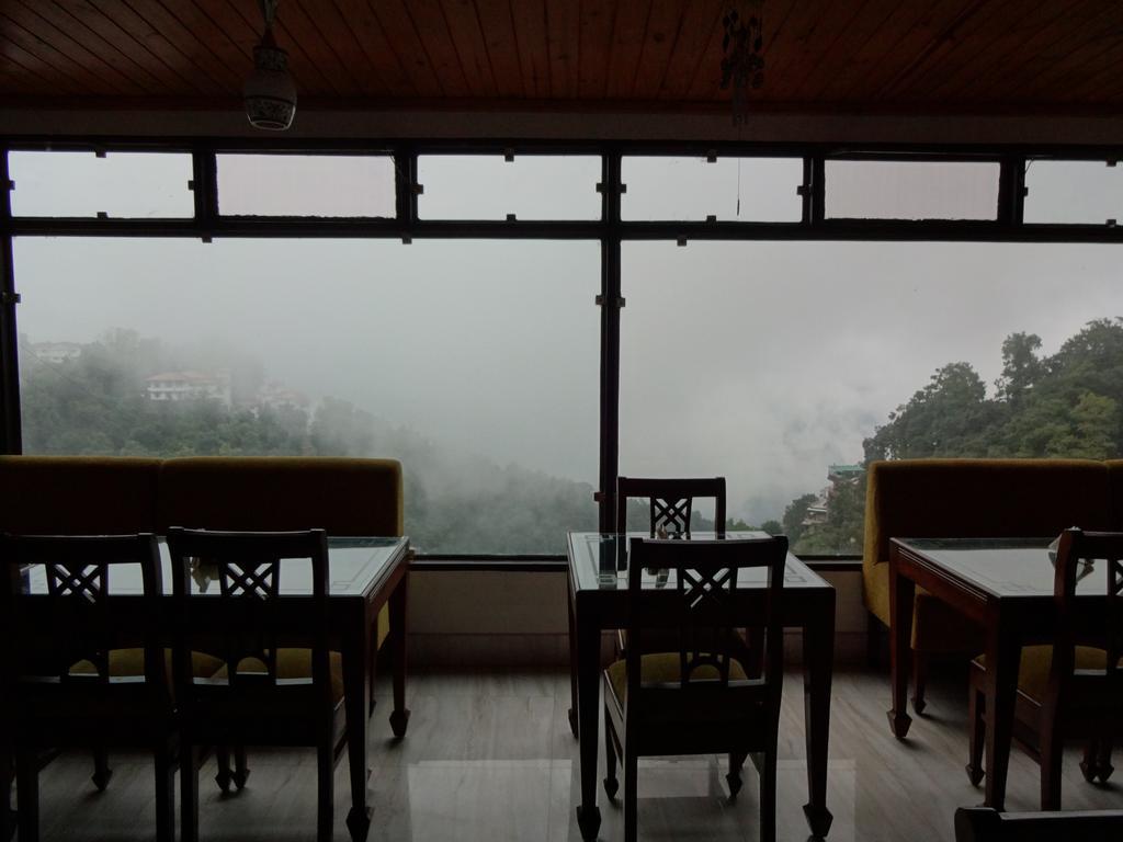 Hotel Ratan Dehradun Dış mekan fotoğraf