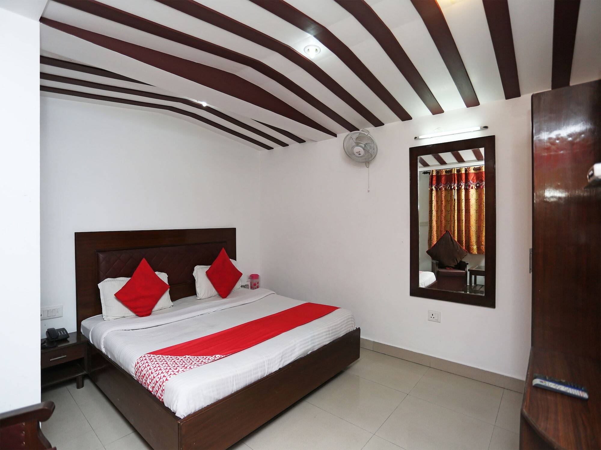 Hotel Ratan Dehradun Dış mekan fotoğraf